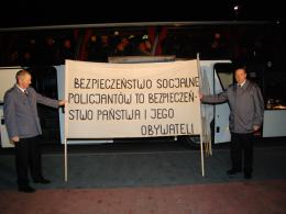 Opolscy policjanci manifestują w stolicy