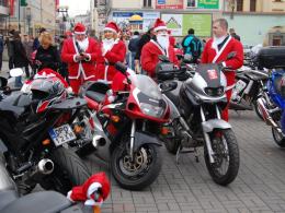 Mikołaje na motorach