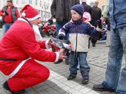 Mikołaje na motorach