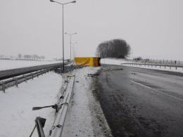 Wypadek ciężarówki na A4, kierowca zginął