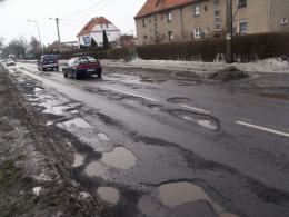 671 dziur na kilometr !