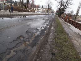 671 dziur na kilometr !
