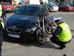 Uderzył motorem w bmw