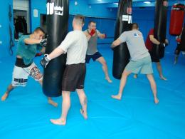 MMA: Prawie wszystkie chwyty dozwolone
