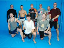 MMA: Prawie wszystkie chwyty dozwolone