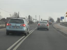 Tak się kończy wyprzedzanie na skrzyżowaniu