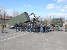 Żołnierze zapraszają do koszar
