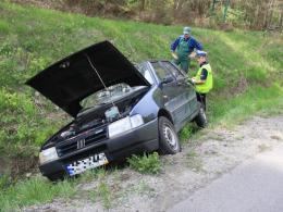 Miał trzy promile, wjechał do rowu