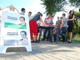 W ciągu zaledwie 3 godzin fikcyjnego kandydata poparło ponad 100 Opolan.