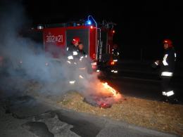 Podpalał trawę, awanturowal się i uciekał