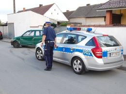 18-latek bez prawa jazdy szalał traktorem