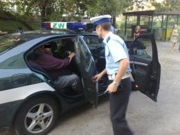 Pijany kierowca "chciał tylko przeparkować auto"