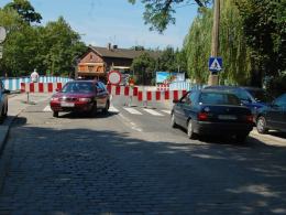 Przed mostem zawracało dziś wielu zdezorientowanych kierowców.