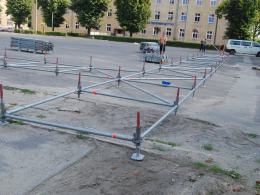 Rozpoczęła się budowa sceny na festiwal