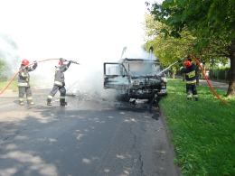 Pożar samochodu na Chabrach