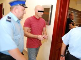 Napastnicy spod Galerii Opolanin stanęli przed sądem