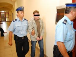 Napastnicy spod Galerii Opolanin stanęli przed sądem