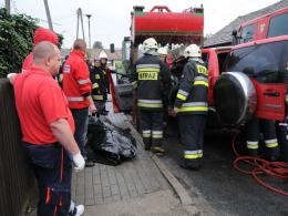 Terenowy nissan wbił się w traktor