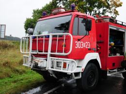 Zderzenie dwóch samochodów strażackich