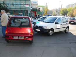 Fiat i daewoo zderzyły się na rondzie