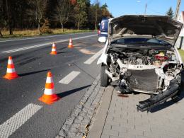 62-latka staranowała samochodem barierki