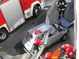 Maluch wbił się w barierę energochłonną