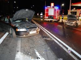 Kierowca peugeota zjechał na przeciwny pas ruchu