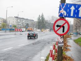 Duże korki z powodu nieprzejezdnej Luboszyckiej