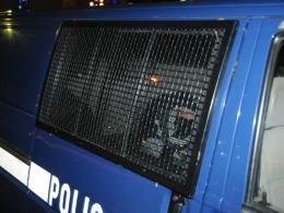 Uciekał przed policją, bo nie miał prawa jazdy