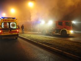 Pożar naczepy ciężarówki, kierowca ranny
