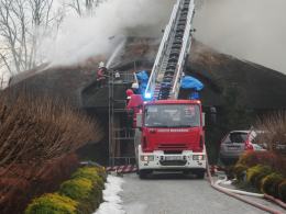 Pożar drewnianego domu w Dzikowie