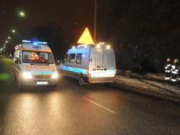 21-latek potrącił kobietę idącą chodnikiem