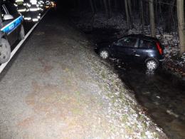 Nadmierna prędkość przyczyną dachowania pod Opolem