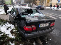 Wymusił pierwszeństwo na rondzie