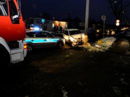 Zderzenie dwóch aut na Prószkowskiej