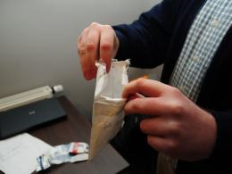 Czytelnik: - Ktoś ukradł zawartość mojej przesyłki
