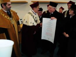 Lech Wałęsa doktorem Honoris Causa Uniwersytetu Opolskiego