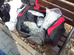 Ponad 4 kilogramy marihuany w bagażu z Holandii