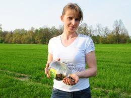 - Nikt już nie pamięta o skażeniu - przyznaje Gabriela Woźny, sołtys Wachowic pod Olesnem.