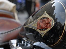 Świąteczne spotkanie motocyklistów na rynku