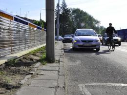 Wypadek na Luboszyckiej, 38-latek w szpitalu