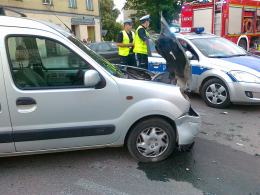 Kobieta na podwójnym gazie doprowadziła do zderzenia