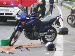 Motocyklista uległ wypadkowi przy wyprzedzaniu