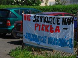 Mieszkańcy Starego Grodkowa żądają obwodnicy