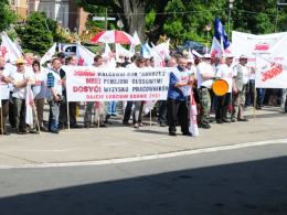 Związkowcy "Solidarności" pikietowali w Opolu
