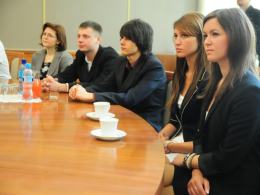 Lauren Kostoń i Natalia Haś - młodzieżowe posłanki z Nysy.