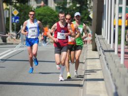 Ukrainiec Sergy Zachepa z numerem startowym 154 wygrał I Maraton Opolski.