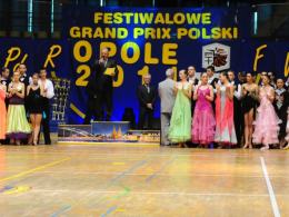 Taneczne zmagania w hali Okrąglak