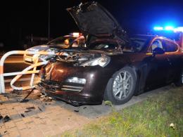 Pijany kierowca rozbił porsche panamera