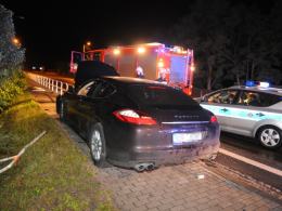 Pijany kierowca rozbił porsche panamera